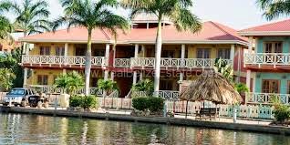 Remax Vip Belize: Beachy images from Placencia