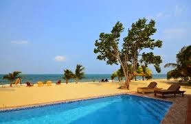 Remaxvipbelize: Beach side view