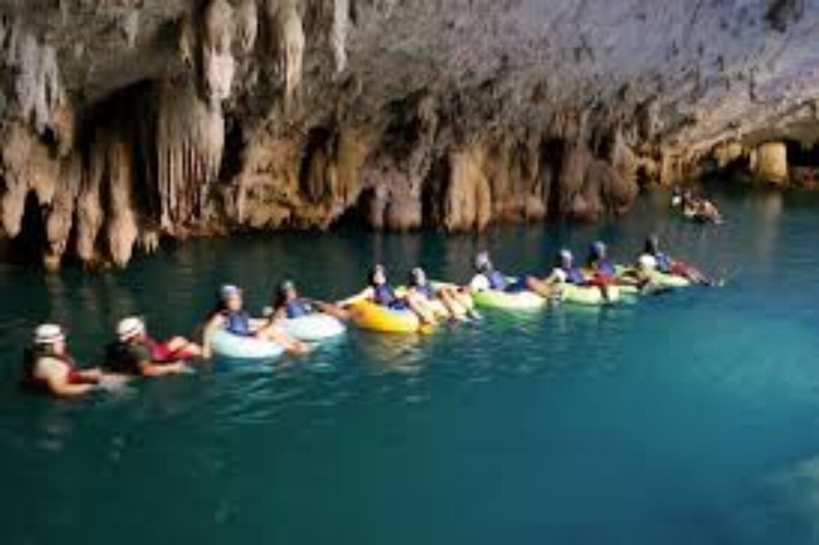 Remax Vip Belize : Cave tubing