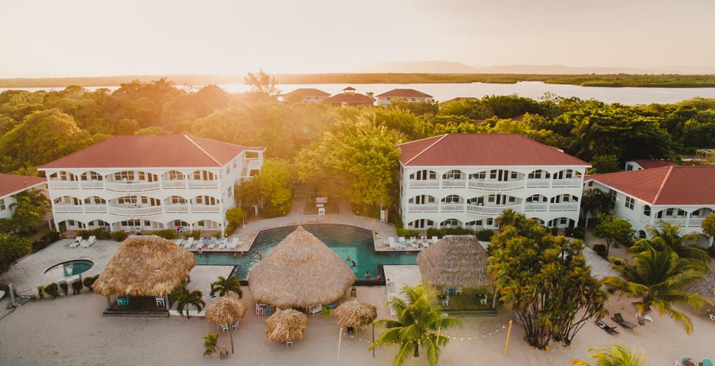 Luxury Lagoon Front Condo