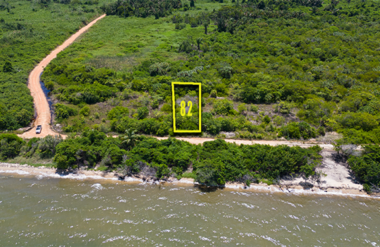 Lot outline for beach view property in mayacan