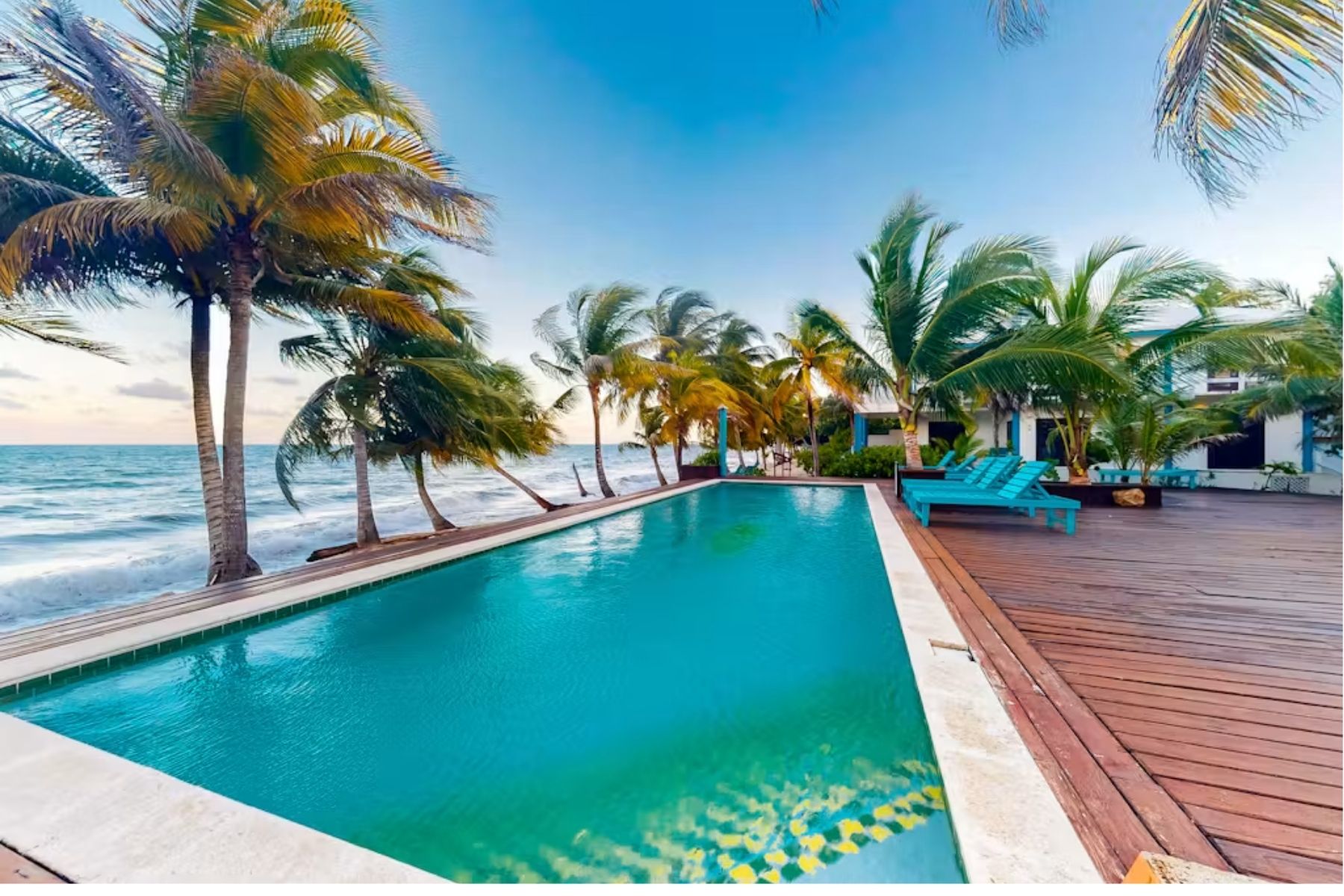 Beautiful 1 Bedroom Beachfront Condo in Beachside Villas