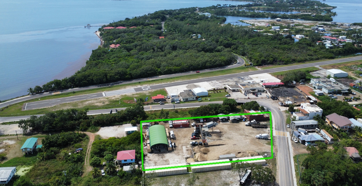 Outline of the multiuse parcel near Placencia Airport